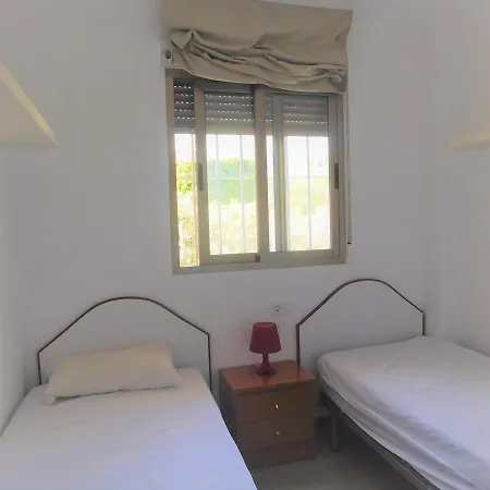 Porta Di Mare Apartment *